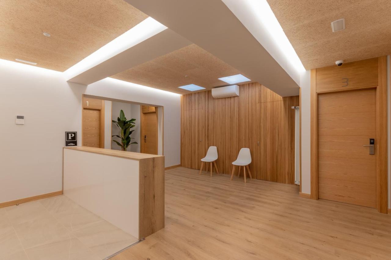 Eightrooms La Rioja Pension Logrono Bagian luar foto